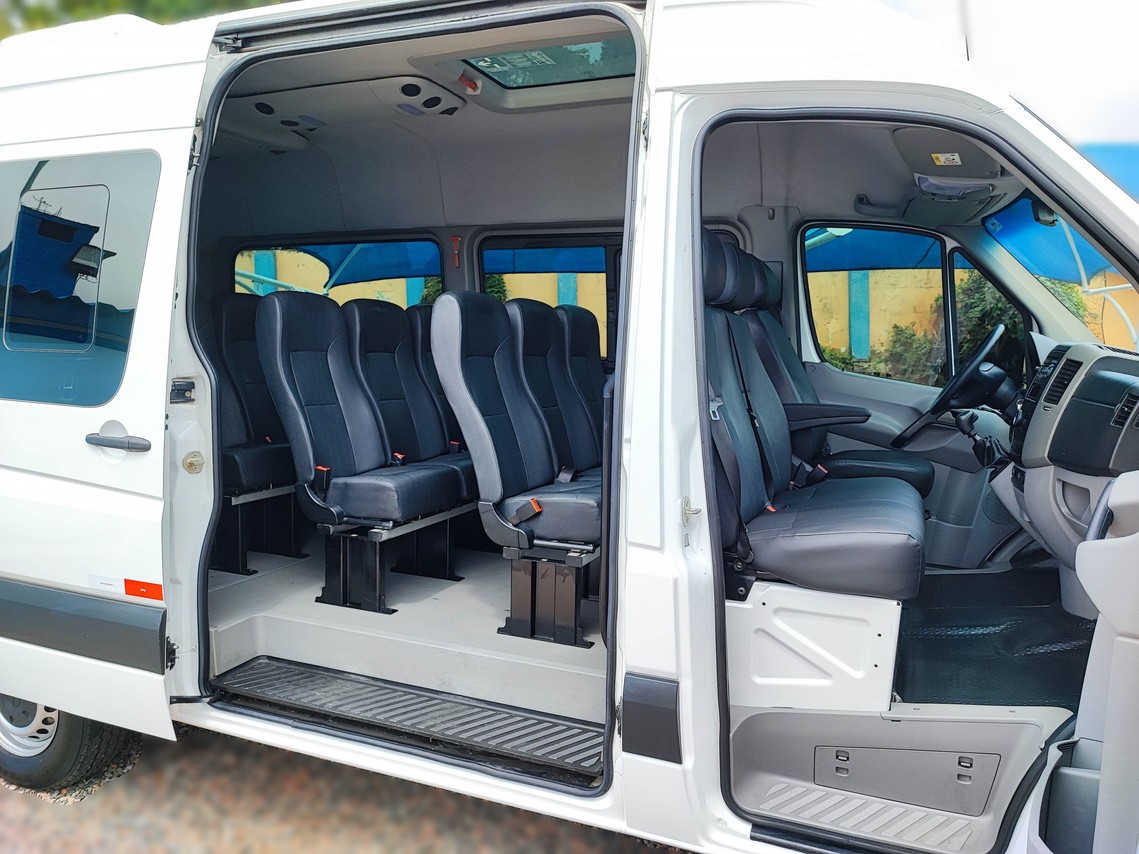 Mercedes Benz Sprinter Executiva 415 - 17/18 7