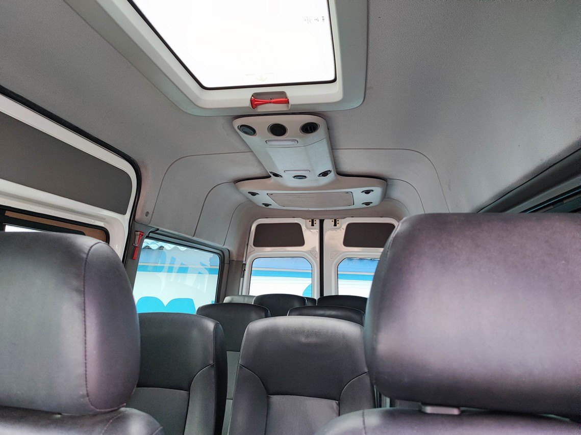 Mercedes Benz Sprinter Executiva 415 - 17/18 17