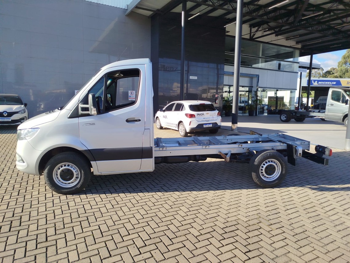 Mercedes Benz Sprinter 416 Furgão - 21/22 10