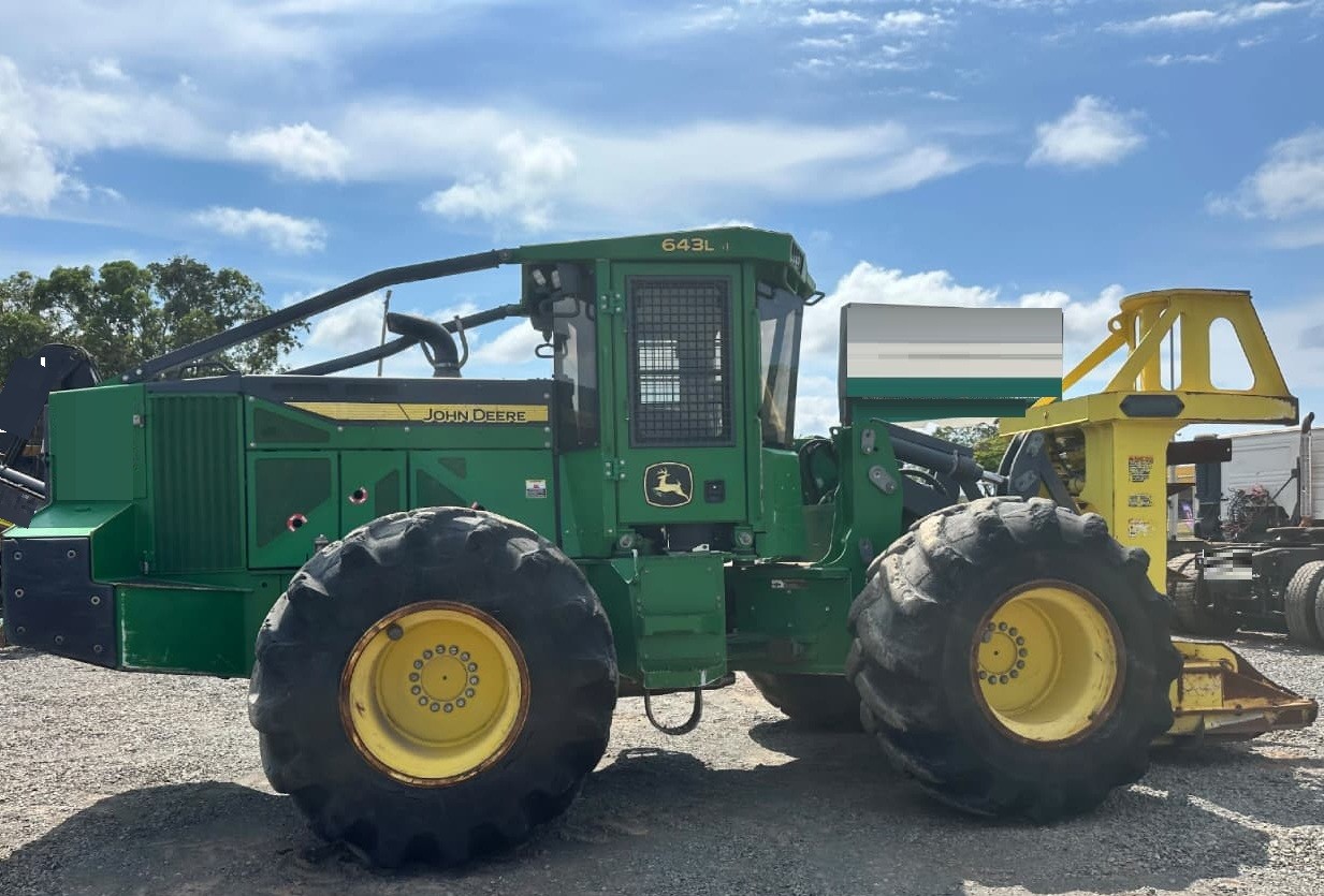 John Deere 643 - 21/21 10