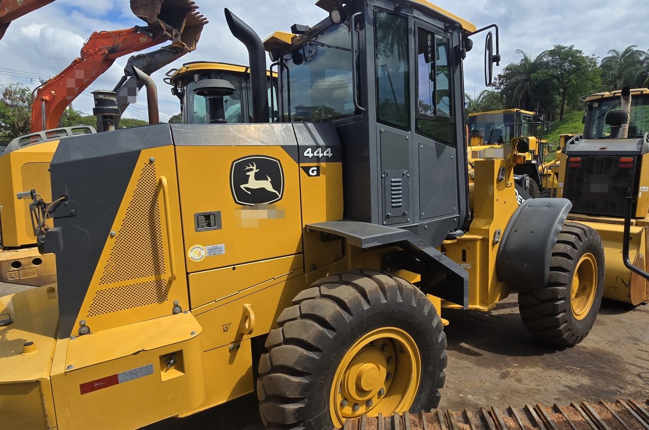 John Deere 444G - 24/24 6