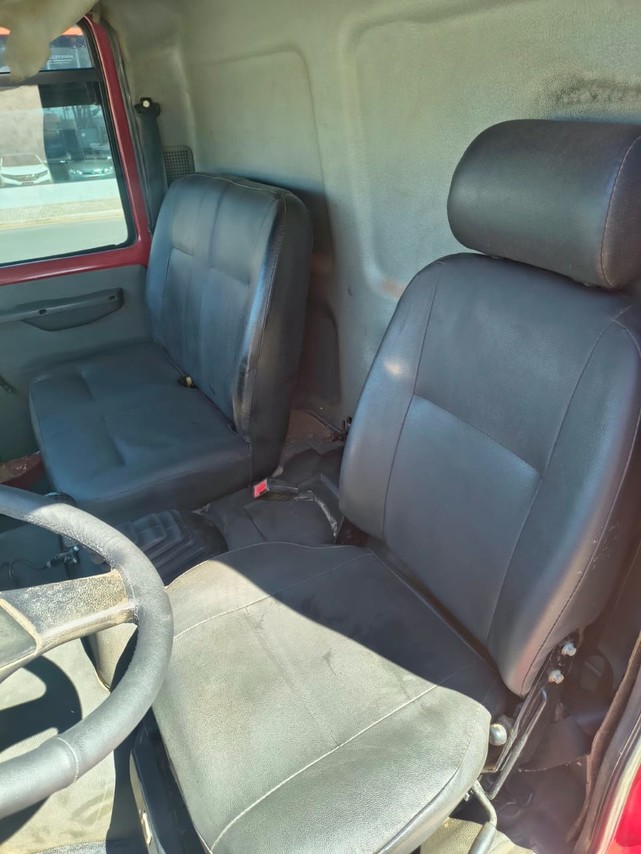 Ford Cargo1317 - 10/11 7