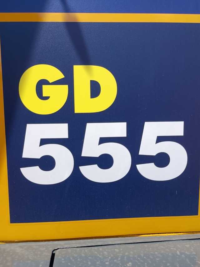 Komatsu GD555 - 11/11 11