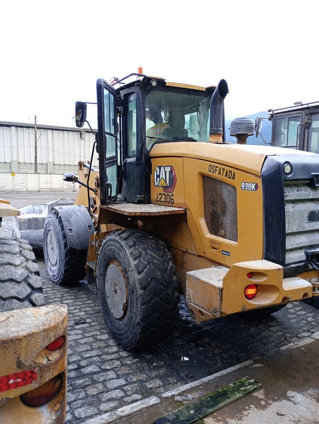 Caterpillar  930 - 22/22 4