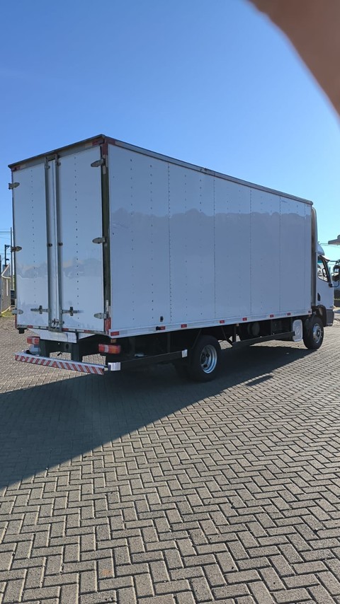 Mercedes Benz Accelo 815 - 20/20 10