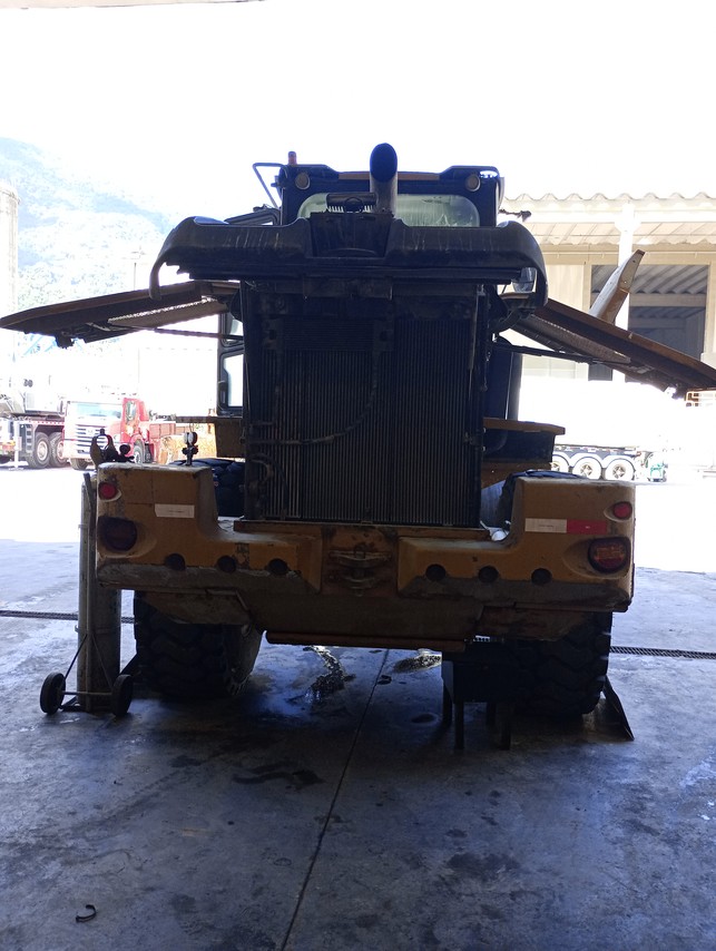 Caterpillar  938 - 23/23 2