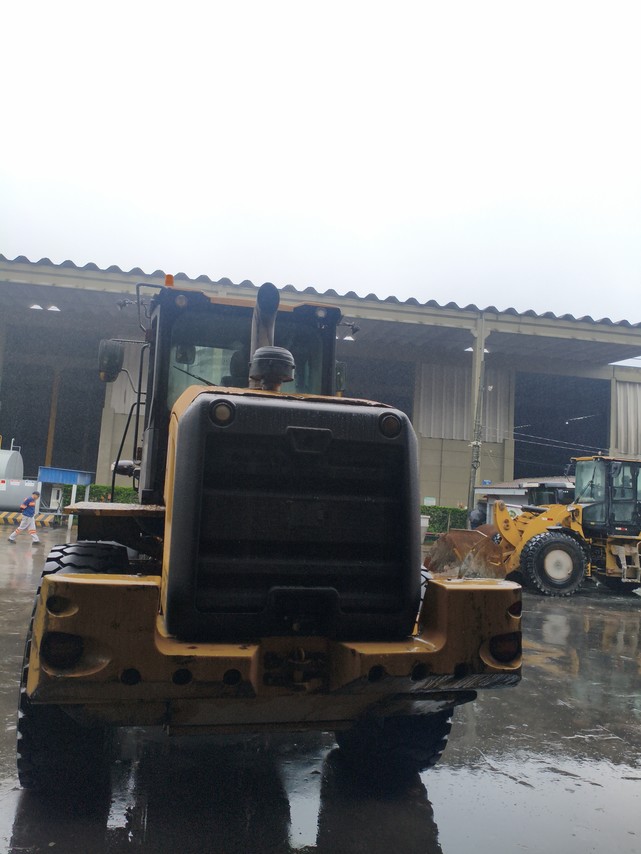 Caterpillar  938 - 23/23 2