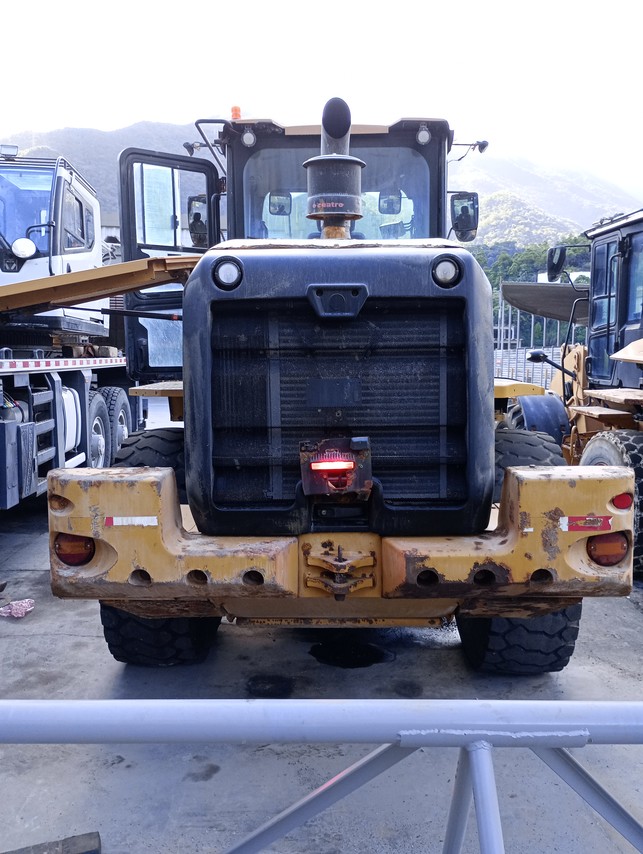Caterpillar  938 - 23/23 2