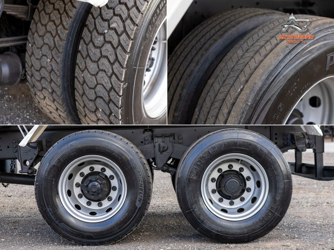 Volkswagen 24-260 Constellation 6x2 - 21/22 7
