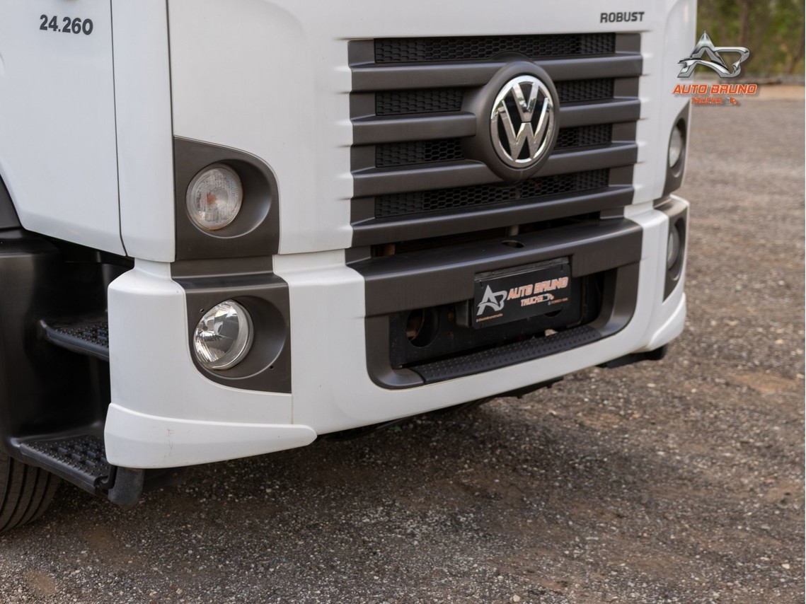 Volkswagen 24-260 Constellation 6x2 - 21/22 8