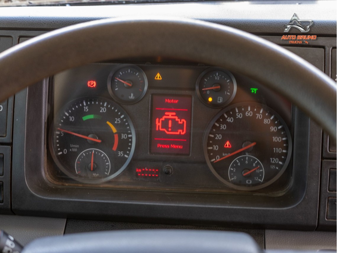 Volkswagen 24-260 Constellation 6x2 - 21/22 14