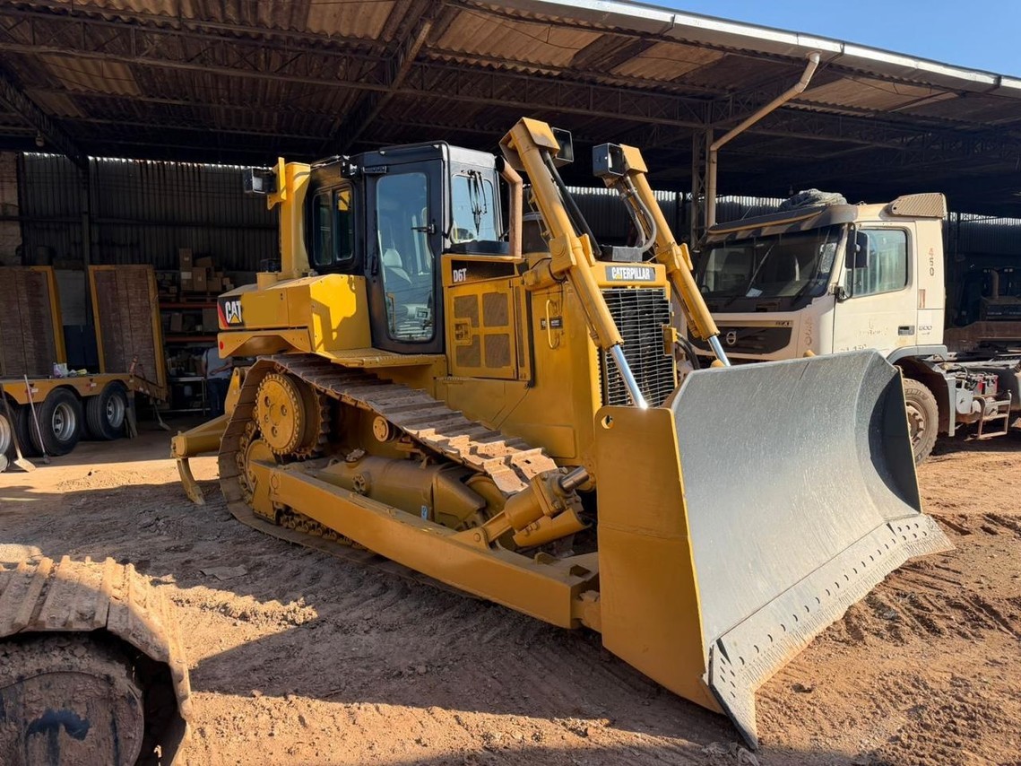 Caterpillar D6T - 10/10 3