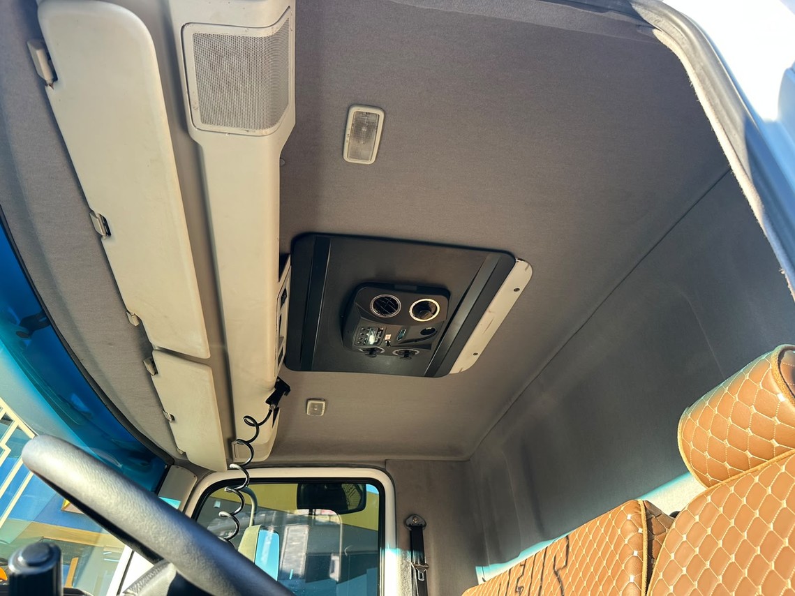 Volkswagen 24-250 E Constellation 3-Eixos - 10/10 14