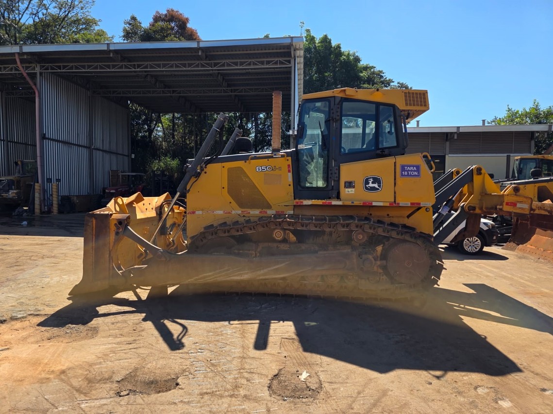 John Deere 850J - 19/19 8