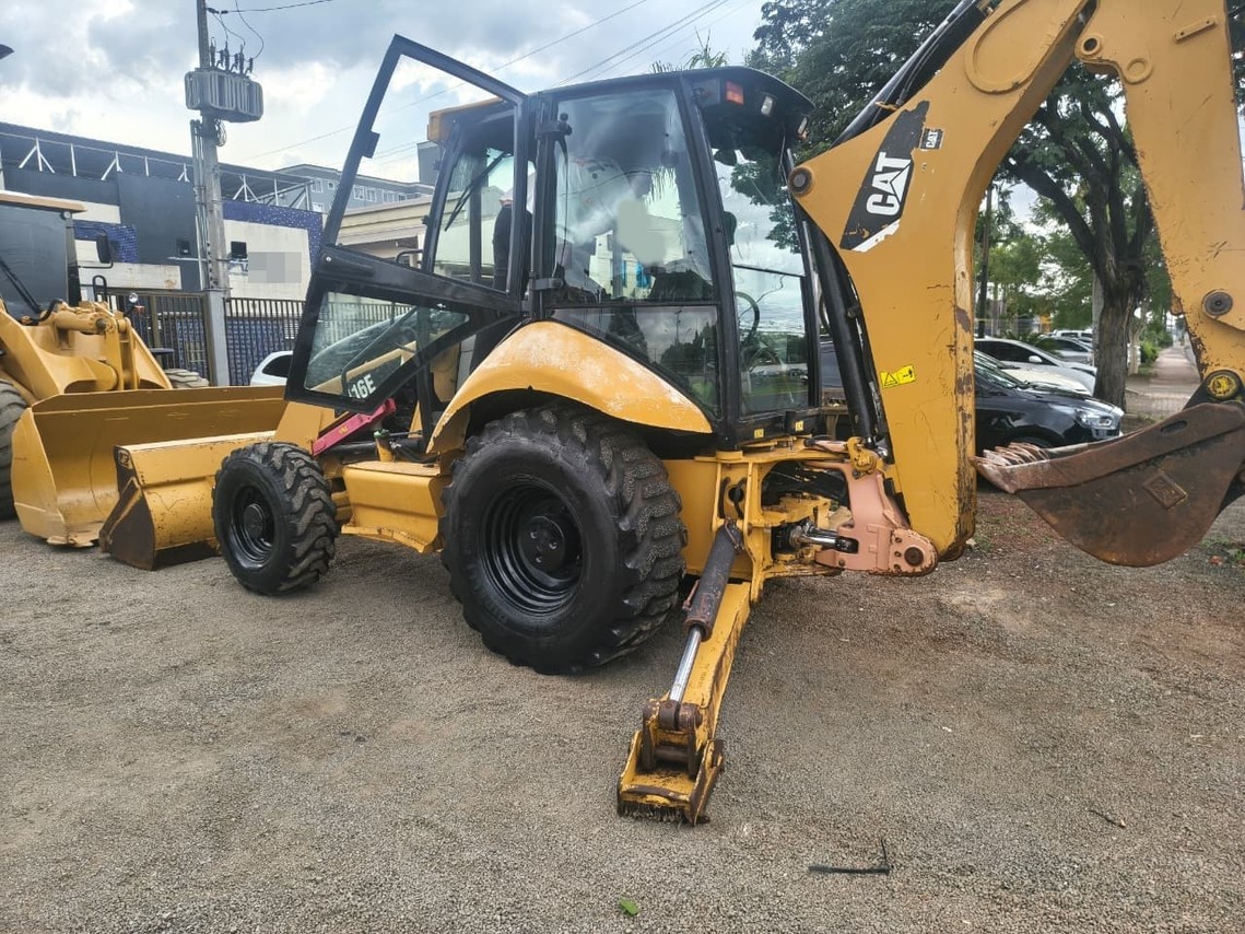 Caterpillar 416E - 14/14 7