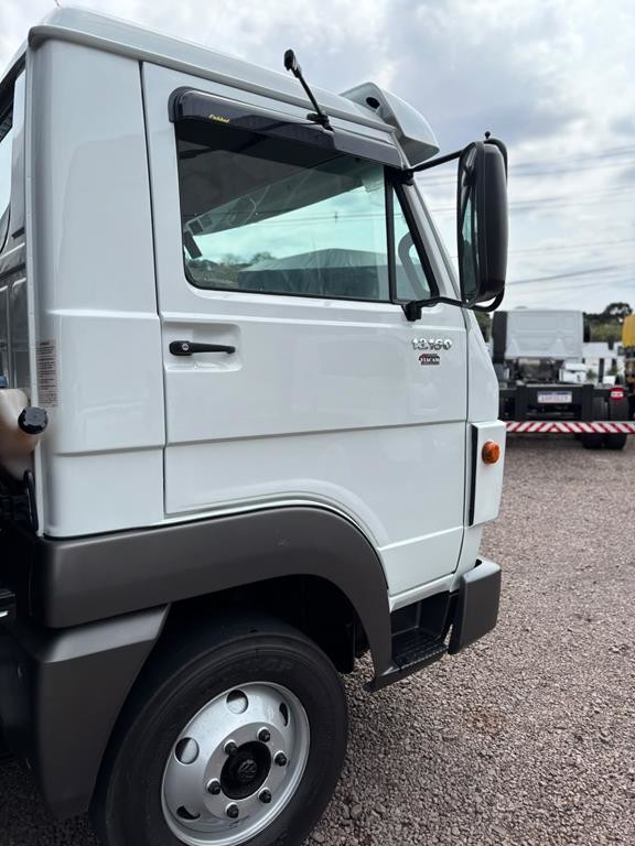 Volkswagen 10-160 6x2 E Delivery Plus - 17/18 3