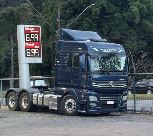 Volkswagen 28-480 6x2 Meteor - 24/25 2