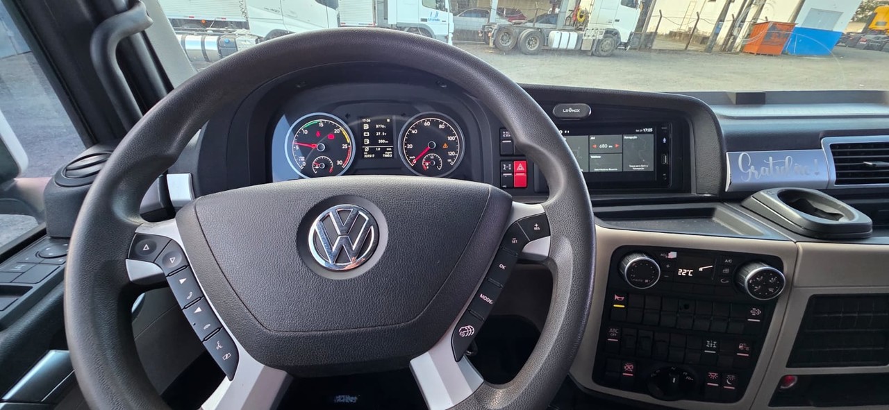 Volkswagen 29-530 6x4 Meteor - 23/24 8