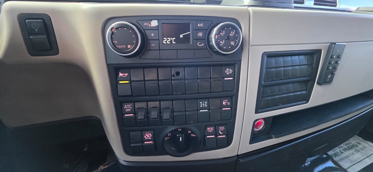 Volkswagen 29-530 6x4 Meteor - 23/24 10