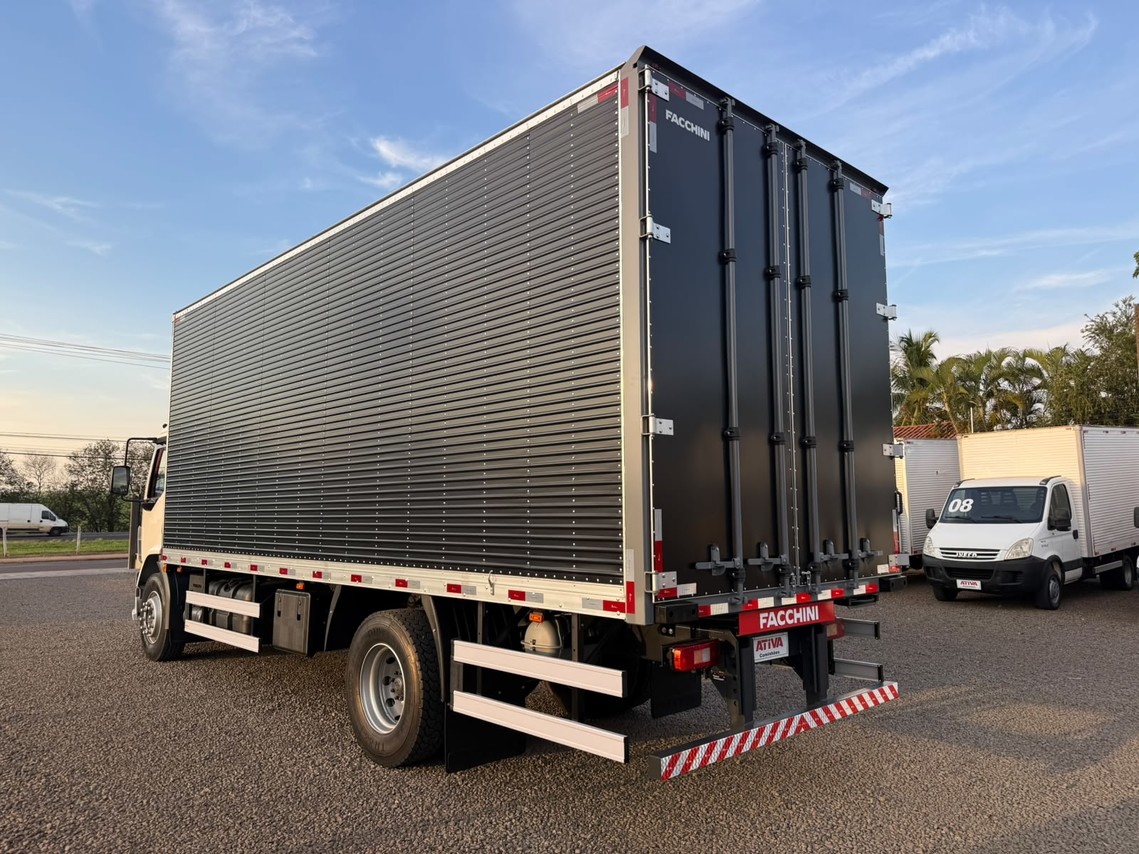 Volvo VM220 - 21/21 6
