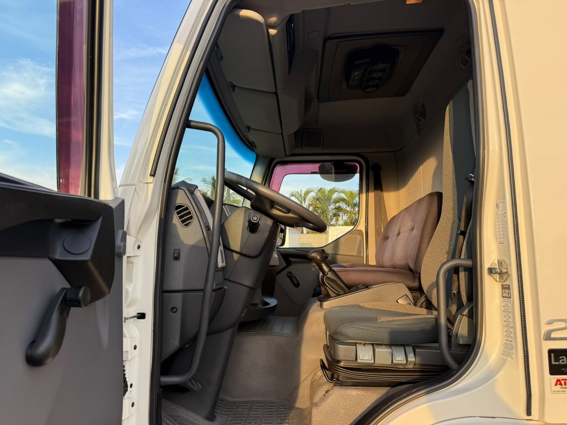 Volvo VM220 - 21/21 7