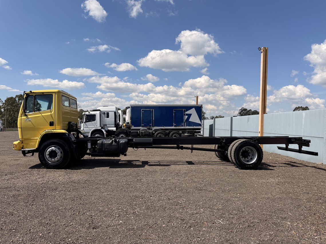 Mercedes Benz MB 1718 - 10/10 5