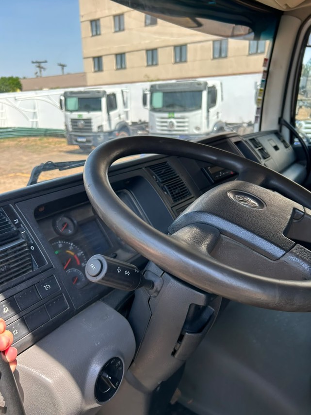 Volkswagen 17-260 Constellation Robust - 21/22 9