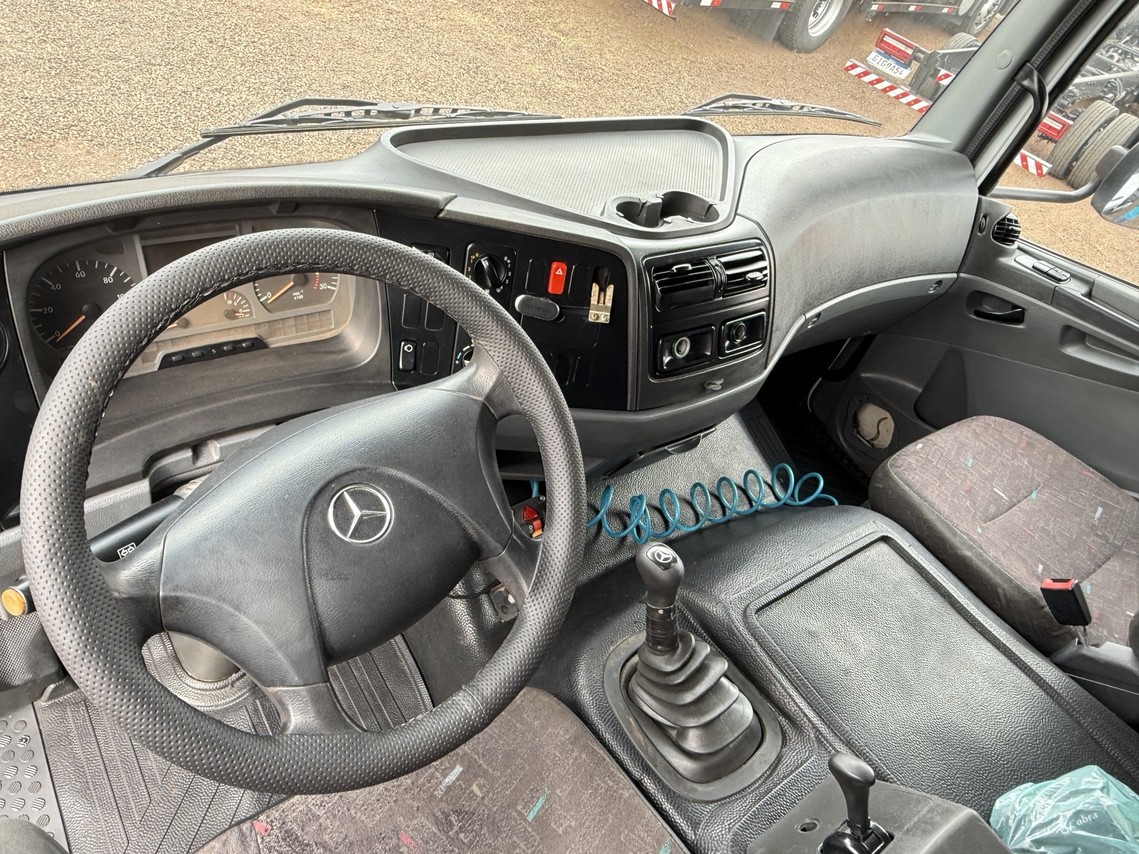 Mercedes Benz Atego 2425 - 11/12 4