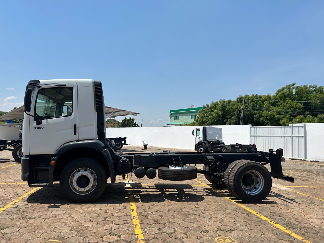 Volkswagen 17-260 Constellation Robust - 21/22 3