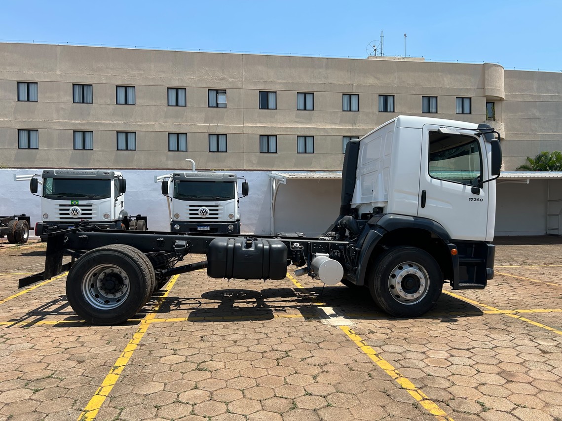 Volkswagen 17-260 Constellation Robust - 21/22 11