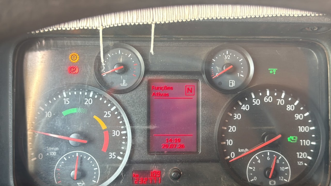 Volkswagen 24-280 E Constellation 6x2 - 14/14 2