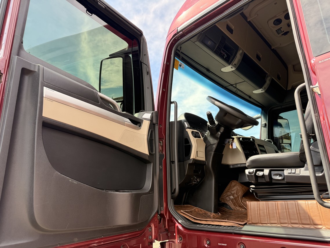 Volkswagen 28-480 6x2 Meteor - 24/25 16