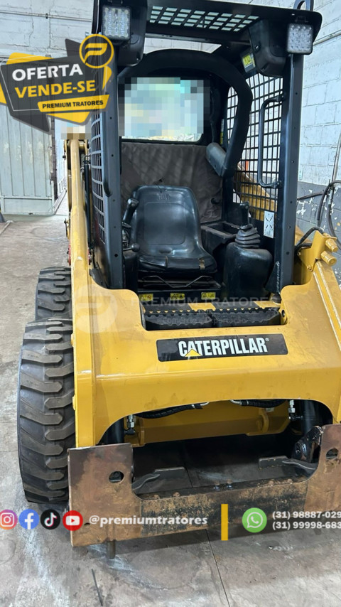 Caterpillar 216 - 12/12 9