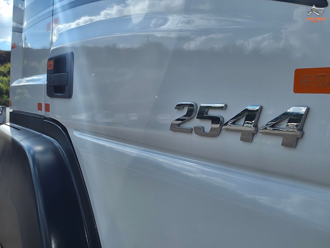 Mercedes Benz Axor 2544 - 20/20 11