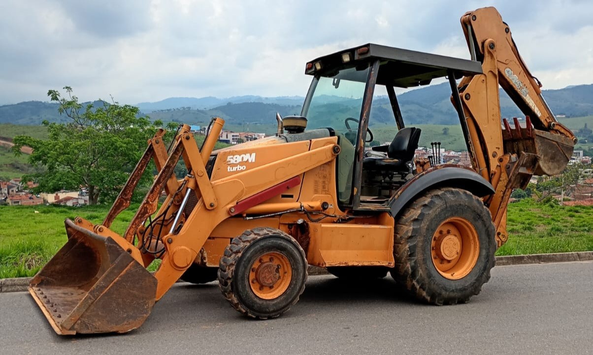 Case 580M - 09/09 2
