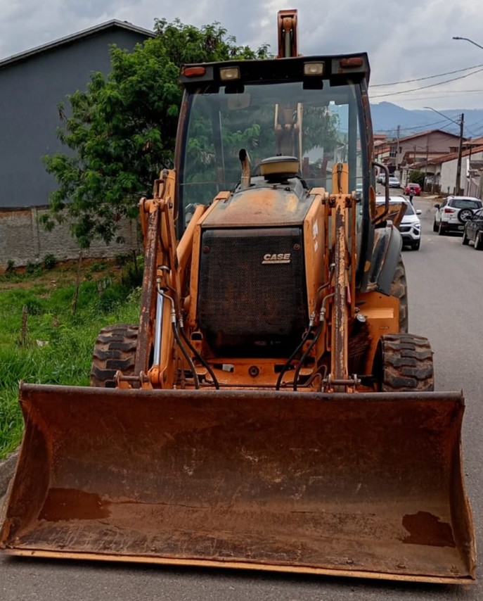 Case 580M - 09/09 3