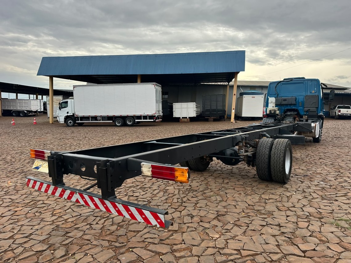 Mercedes Benz Accelo 815 - 15/16 4