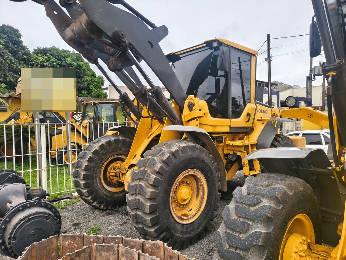 Volvo L90F - 17/17 4
