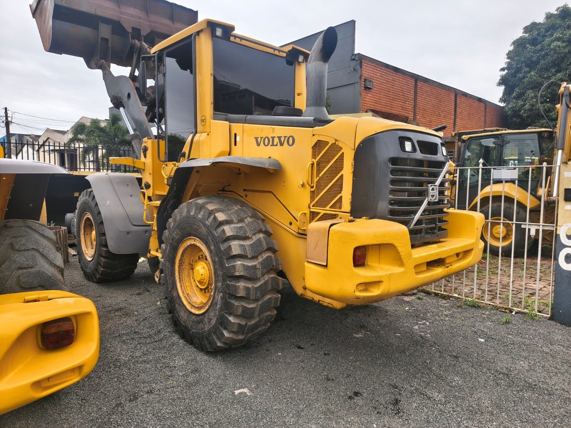 Volvo L90F - 17/17 9