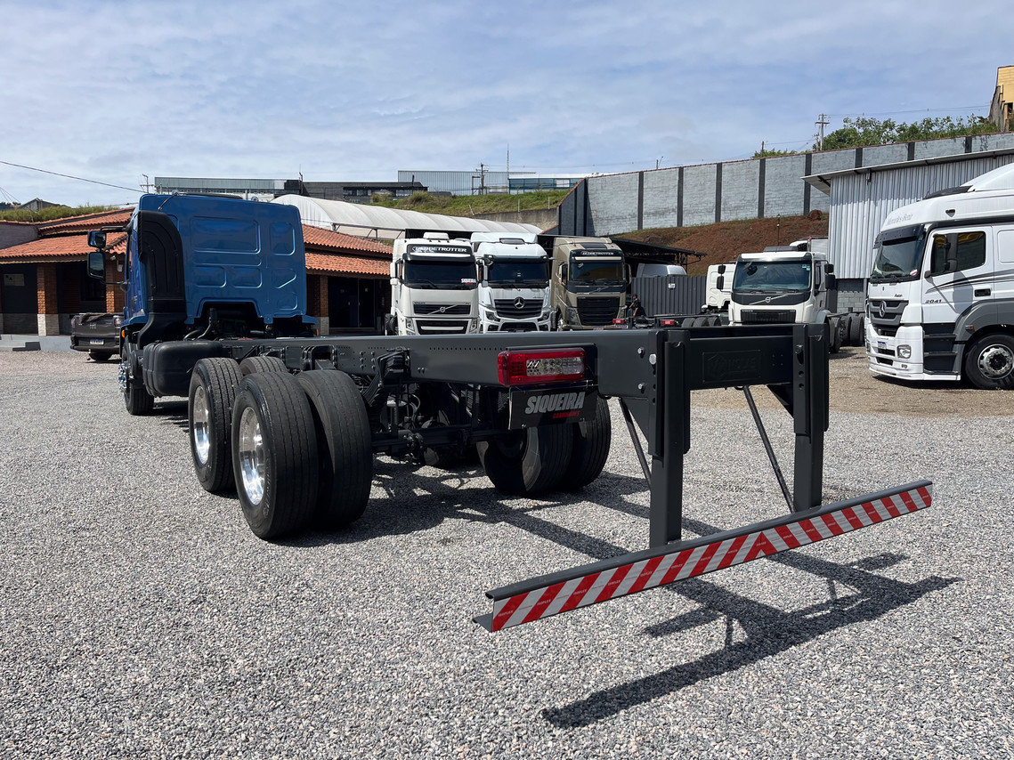 Volvo Volvo VM 290 -  5