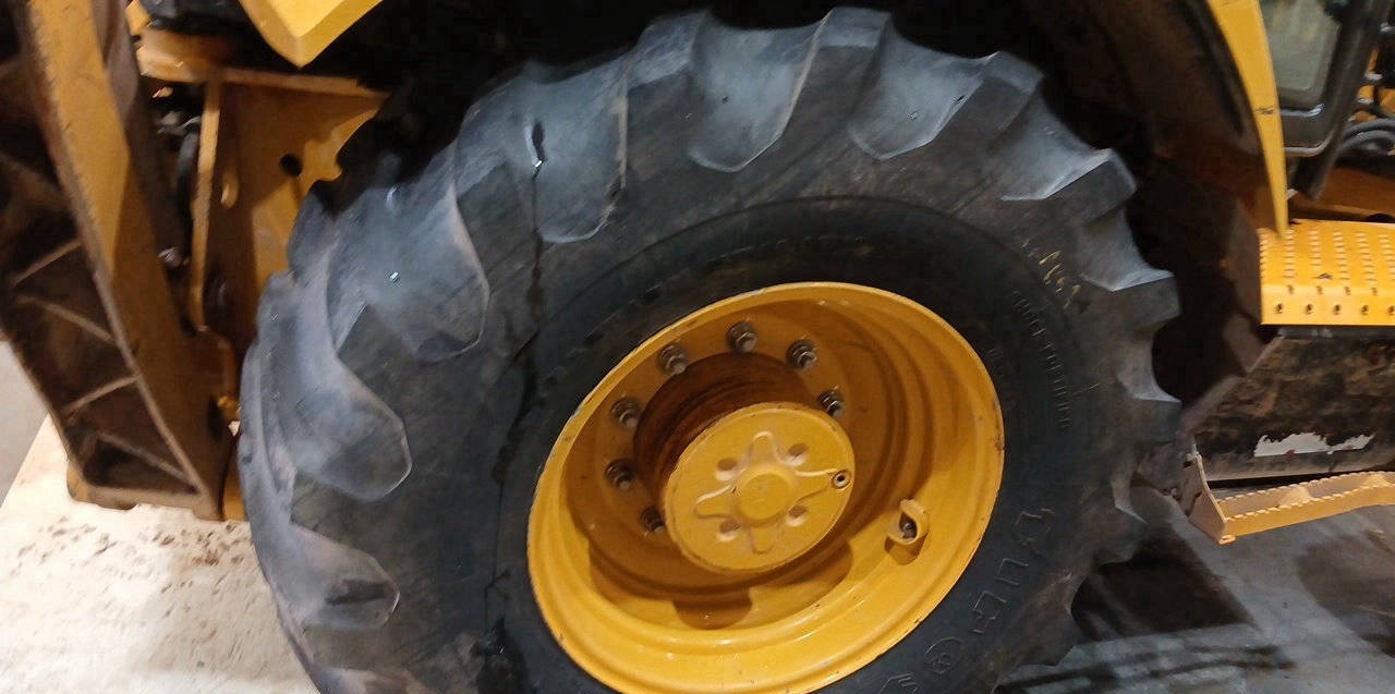 Caterpillar  416 - 22/22 3