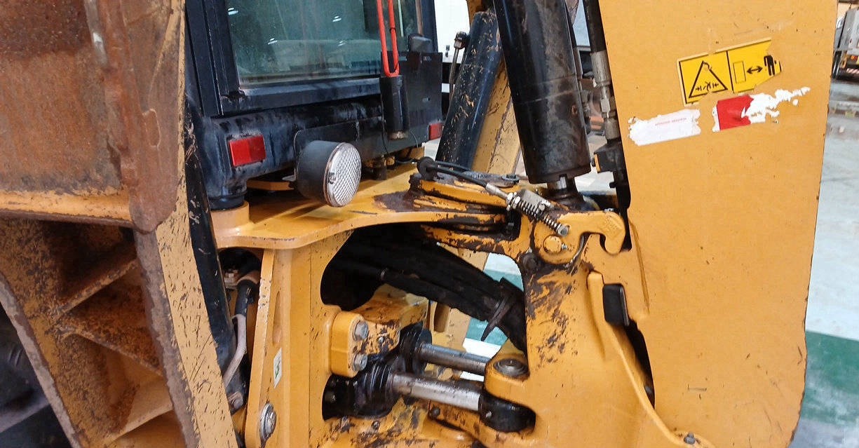 Caterpillar  416 - 22/22 5