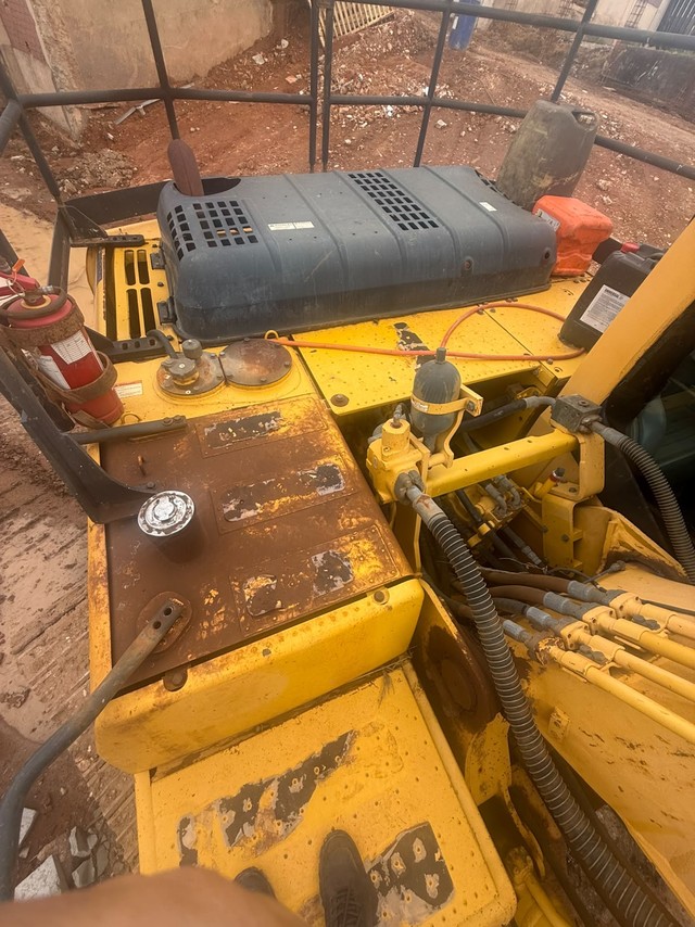 Komatsu PC200 - 18/18 12