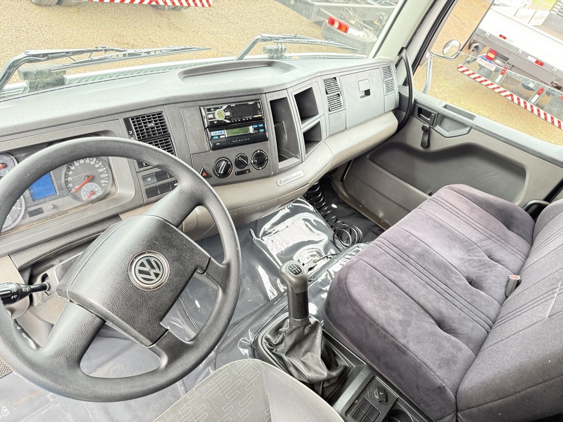 Volkswagen 24-280 E Constellation 6x2 - 12/12 6