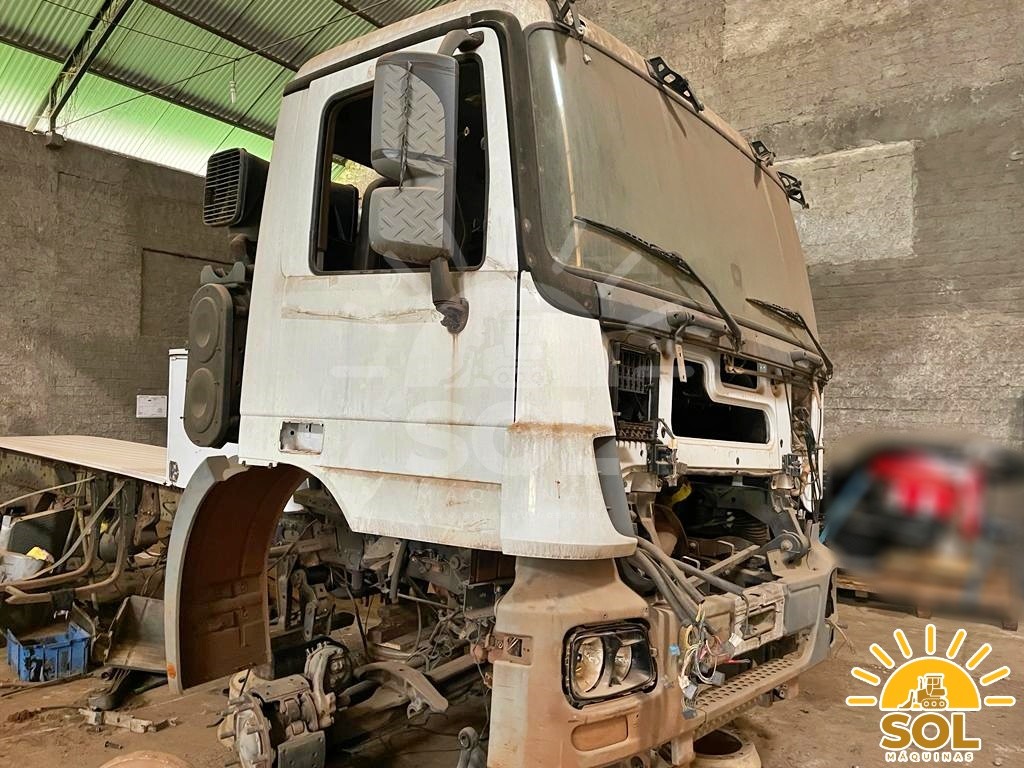 Mercedes Benz  Modelo Actros 4844 - 11/11 4