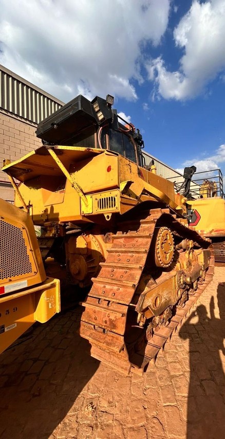 Caterpillar D8T - 23/23 3
