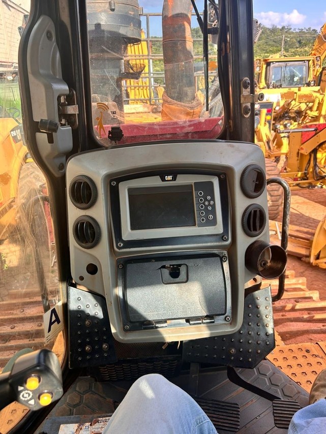 Caterpillar D8T - 23/23 5