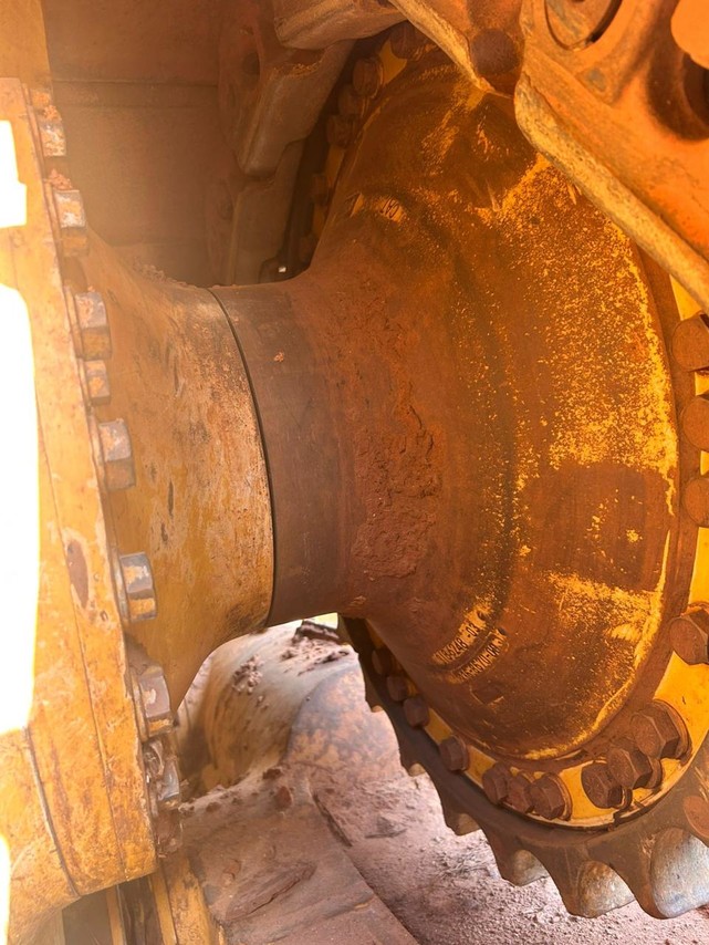 Caterpillar D8T - 23/23 9