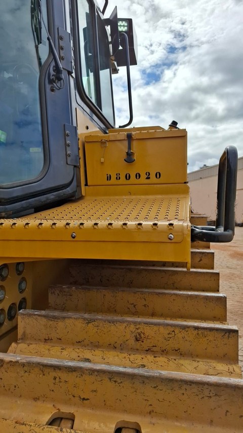 Caterpillar D8T - 24/24 10