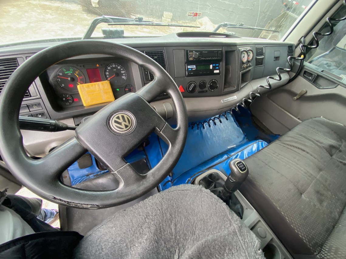 Volkswagen 24-250 E Constellation 3-Eixos - 09/10 15
